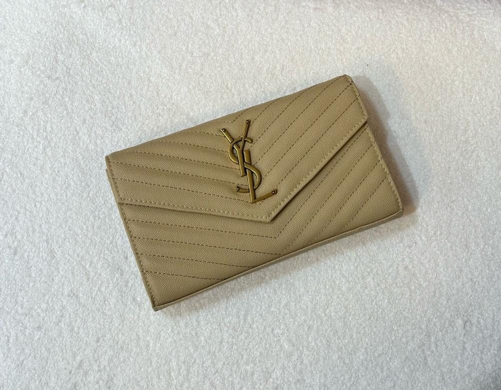Saint Laurent 23cm luxury leather flap clutch, beige color - E