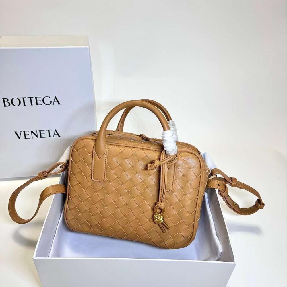Bottega Veneta Women's Caramel Leather Elegant Handbag