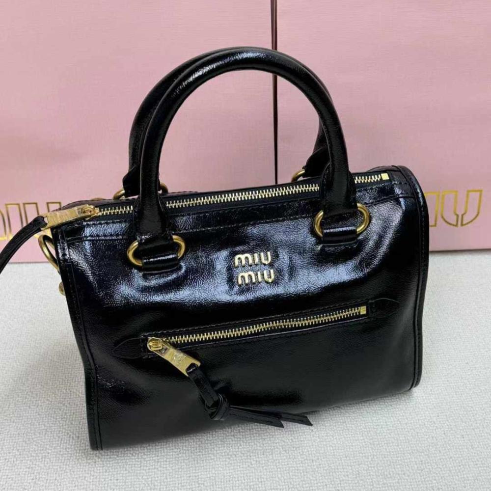 Miu Miu Vettio Practical Handbag with Top Handles and Zip Closure in Black