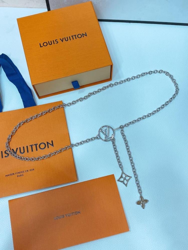 Louis Vuitton Women's Silver Chain Waist Belt - E-SEVEN STORE