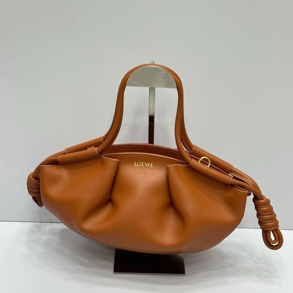 Large Loewe handbag, 30cm, luxurious caramel leather - E-SEVEN STORE