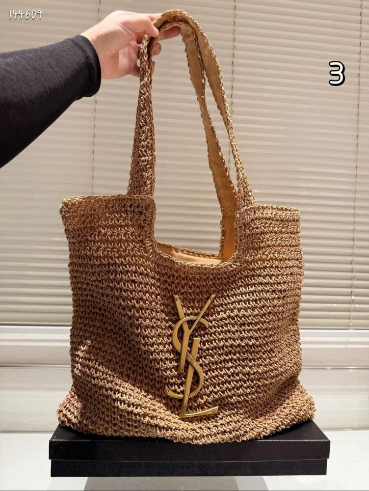Yves Saint Laurent crochet bag in straw color with gold logo - E
