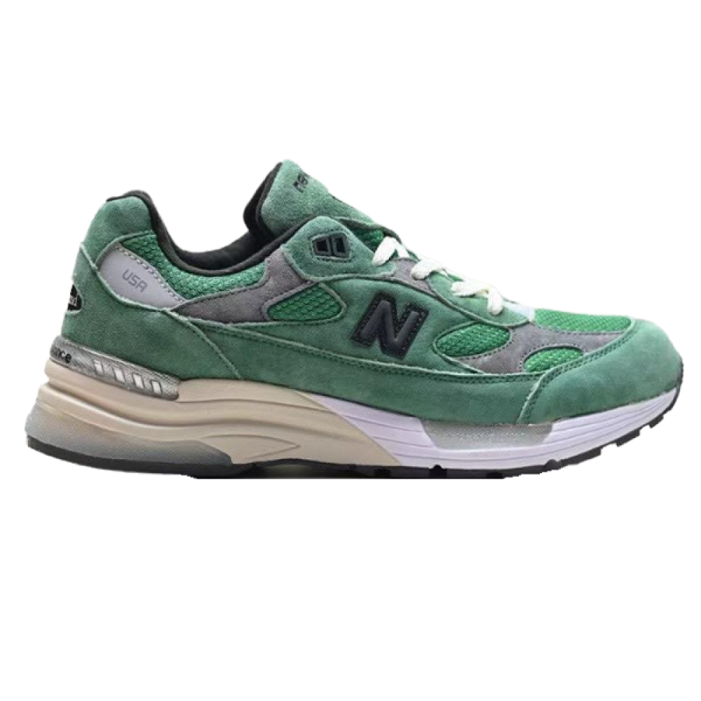 New Balance 992 グリーンスニーカー Sneaker Politics