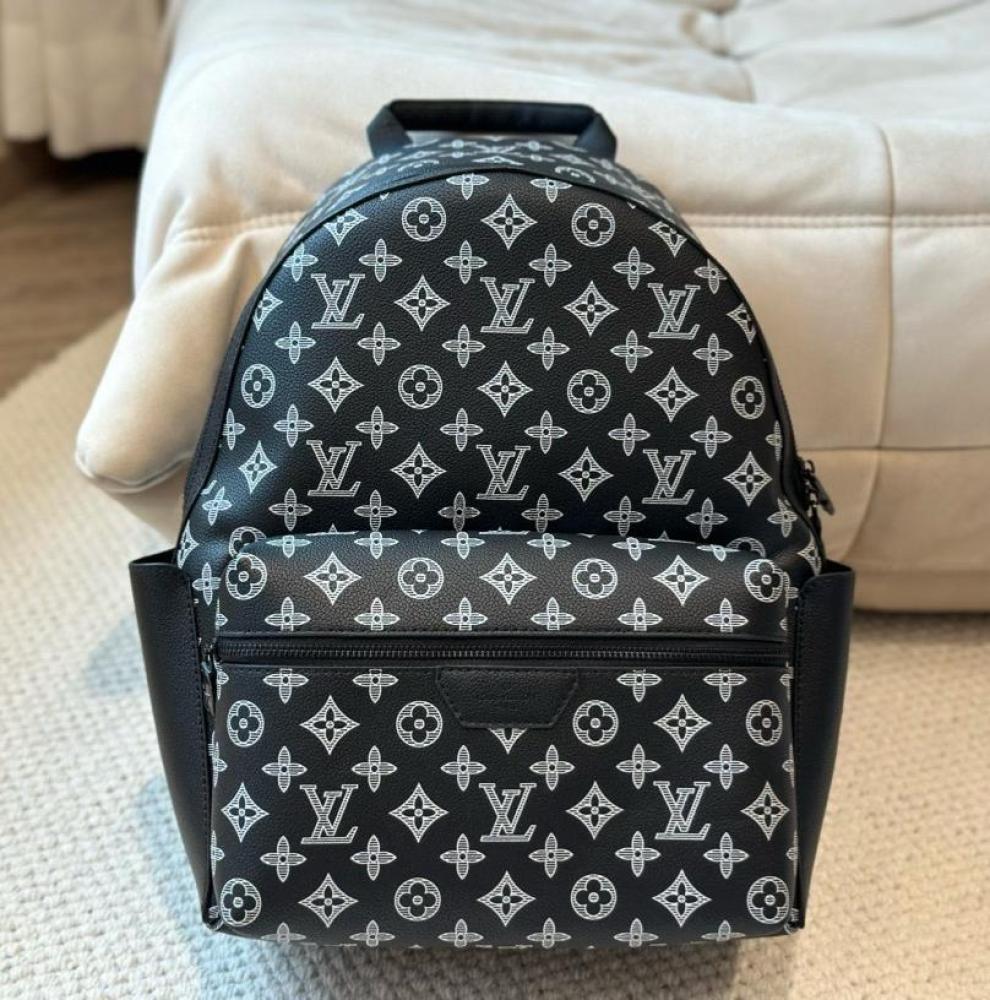 【福袋セール】 Leather White Black Monogram Vuitton Louis Backpack E - シューズ
