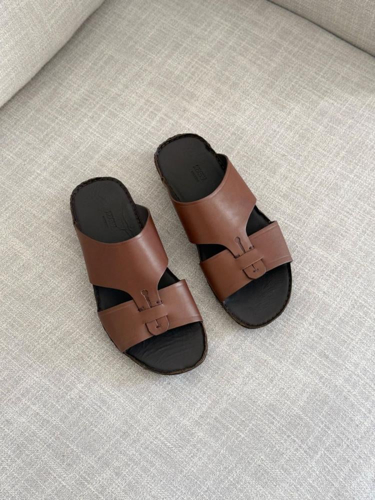 ZENIA Men's Open Toe Leather Sandal Flip Flops, Luxurious Brown Color