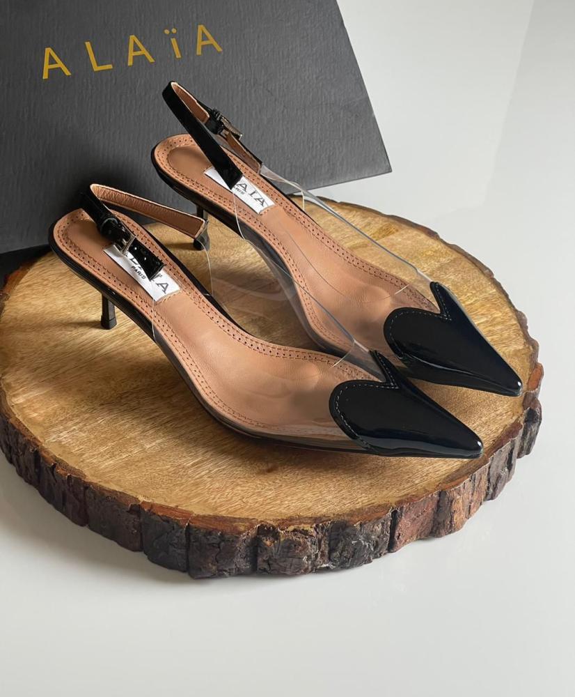 صندل نسائي الايا بحزام خلفي بلون اسود