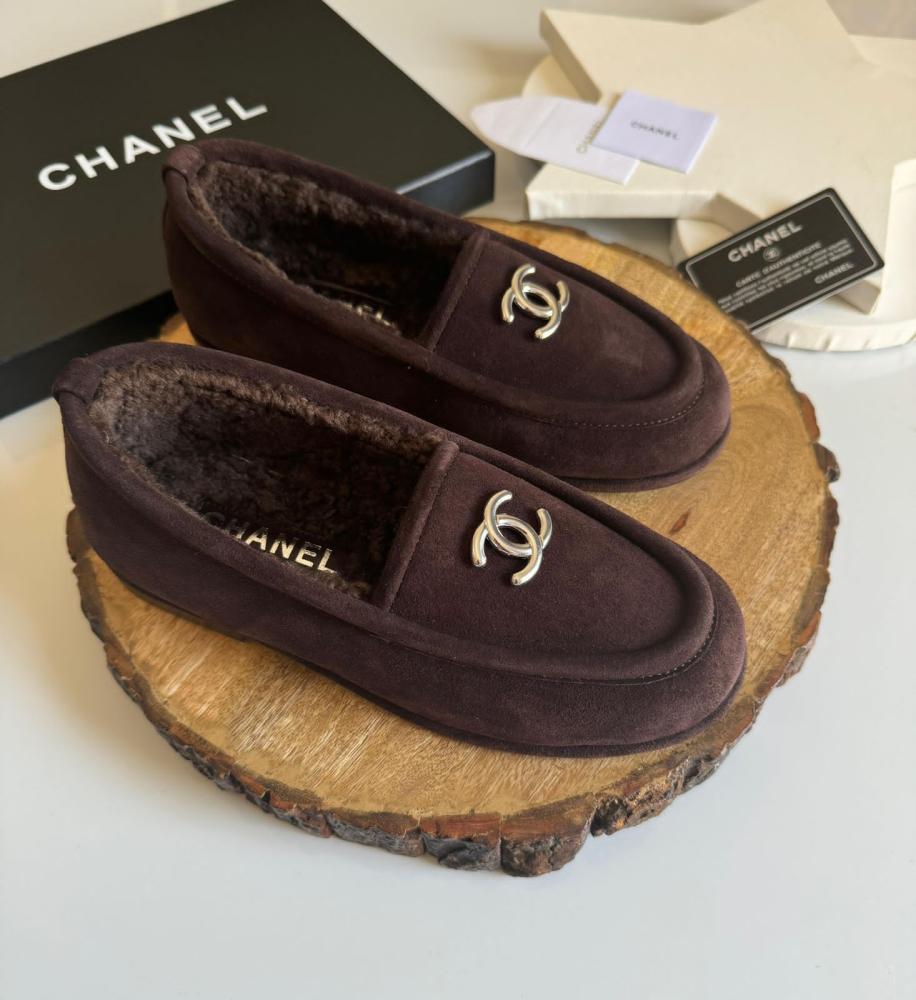 公式の店舗 Chanel women's flat shoes, dark brown, suede, and fur-lined 靴
