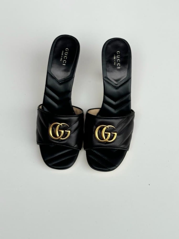 りかこCHANEL フラットパンプス 37C GUCCI サンダル Gucci Women's Mid Heel Slipper, High Quality, Black, Elegant with