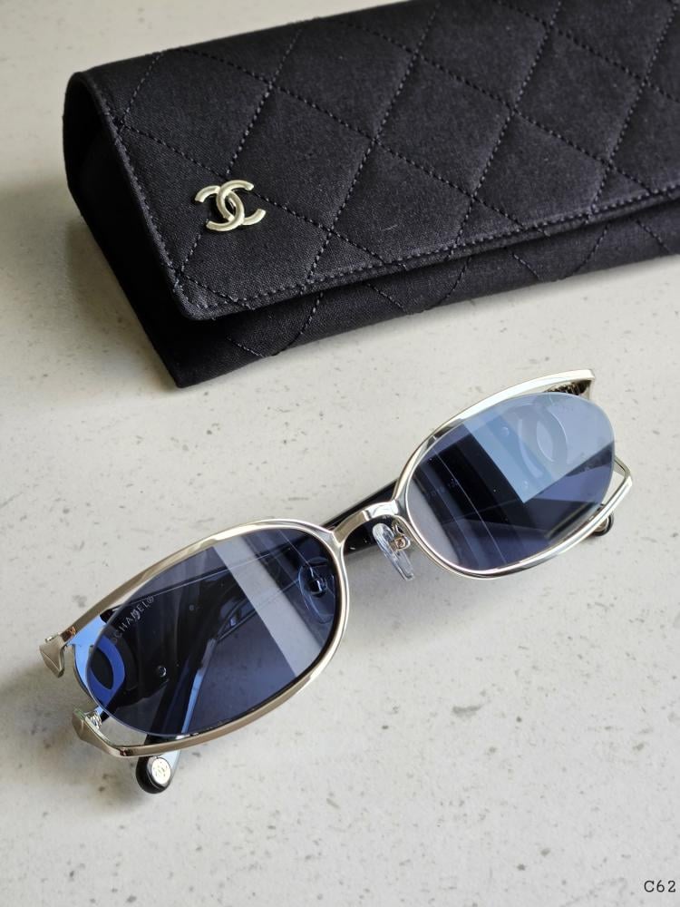 シャネル Versace Women's Cat Eye Black Elegant Sunglasses - E-SEVEN STORE