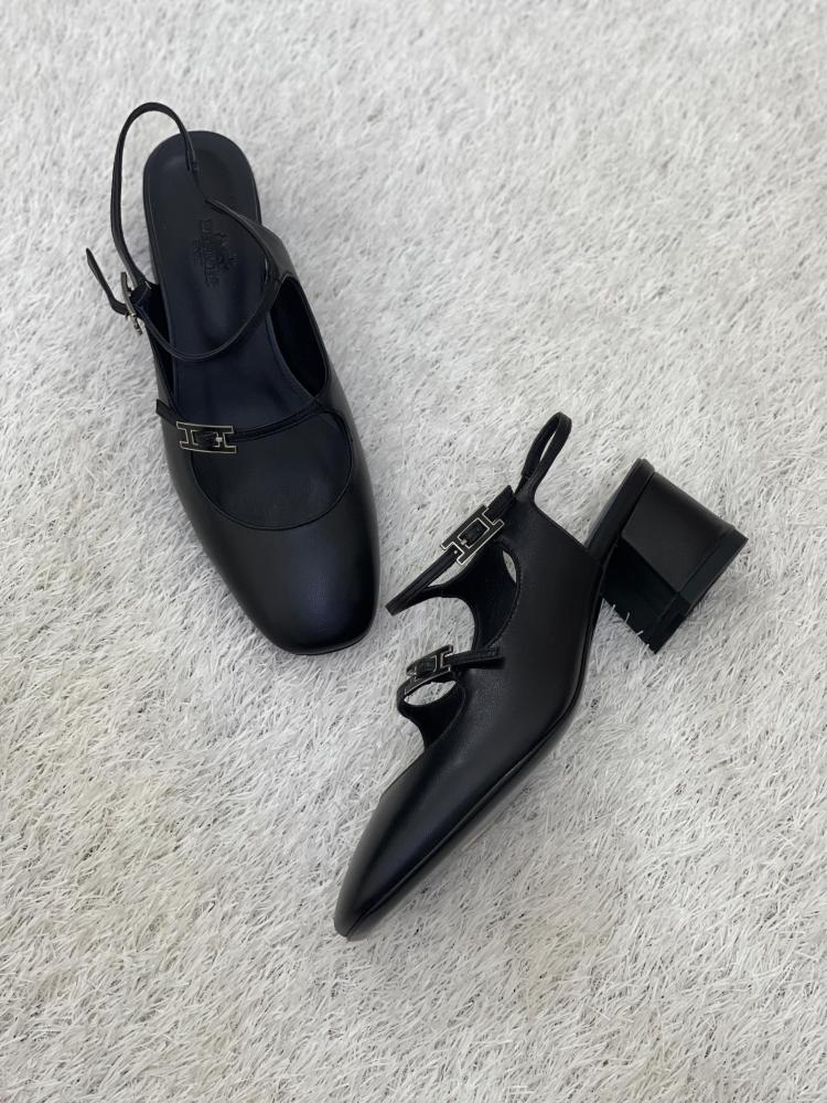Hermes Jackie 50 Women's Black Leather Strap Pumps - E-SEVEN