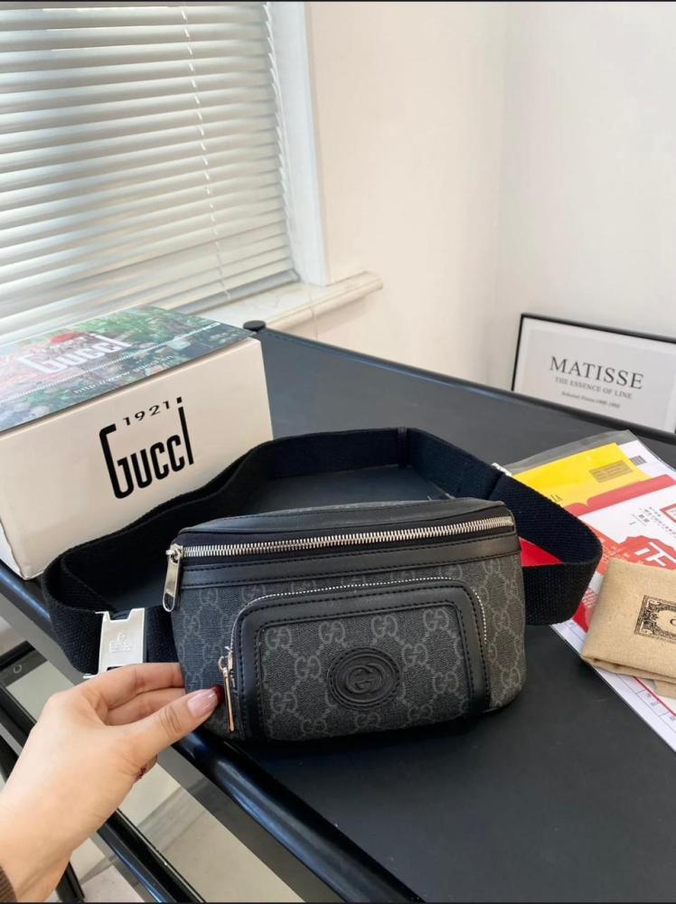 Gucci Supreme GG Men's Waist Bag in Black
