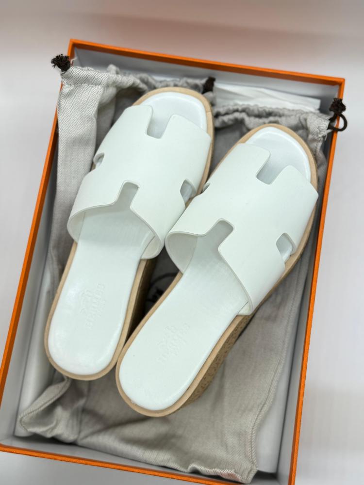 Hermes Women's White Stylish Sabo Heel Sandal - E-SEVEN STORE