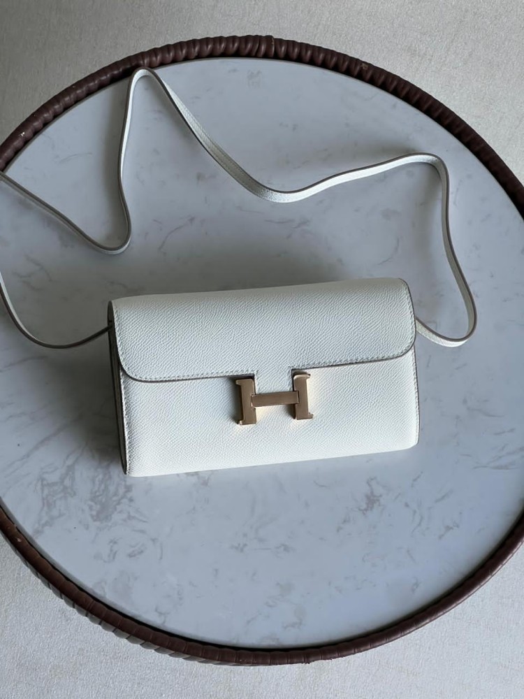 Hermes Constance small leather bag in elegant white with a