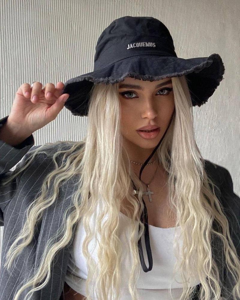 قبعة الصيف للجنسين من جاكيموس لو بوب بلون اسود