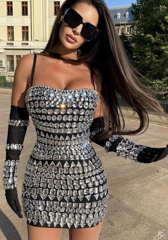 関税込 ドルチェ＆ガッバーナ クリスタル レースドレス ブラック Dolce & Gabbana Women's Crystal Embellished Mini Dress in