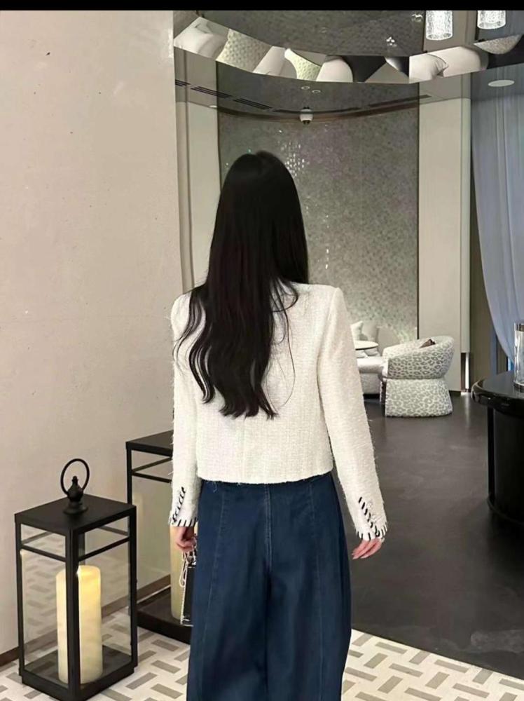 CHANEL シャネル　サイズ38 wool濃紺　ペプラムドレス 膝下丈 CHANEL シャネル サイズ38 wool濃紺 ペプラムドレス 膝下丈