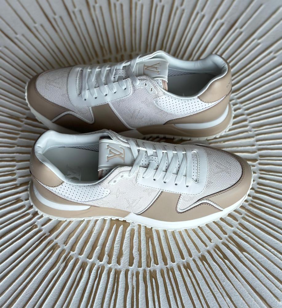 Louis Vuitton Runaway Beige Monogram Men's Casual Sneakers