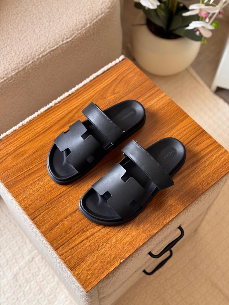 Hermes Shaper Men's Sandal in Smooth Black Leather