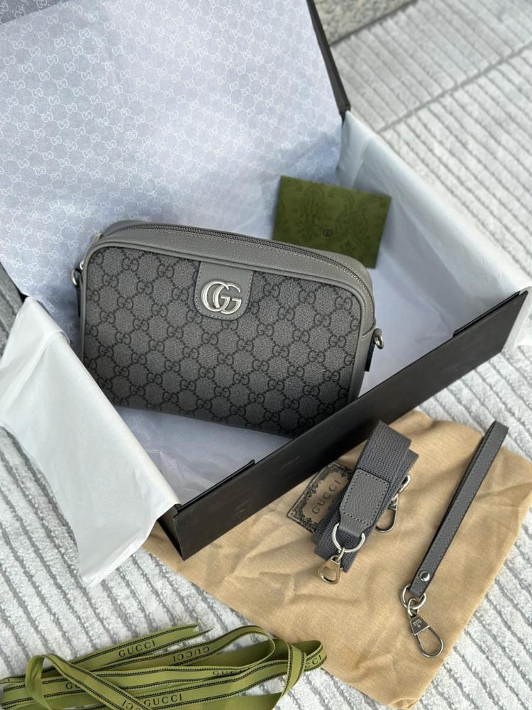 Gucci Men's Grey Logo Crossbody Bag E-SEVEN STORE