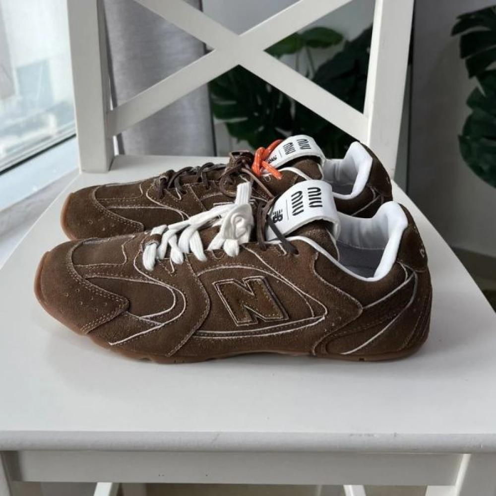 New Balance Miu Moo Catwalk Style Dark Brown Shoes E-SEVEN STORE