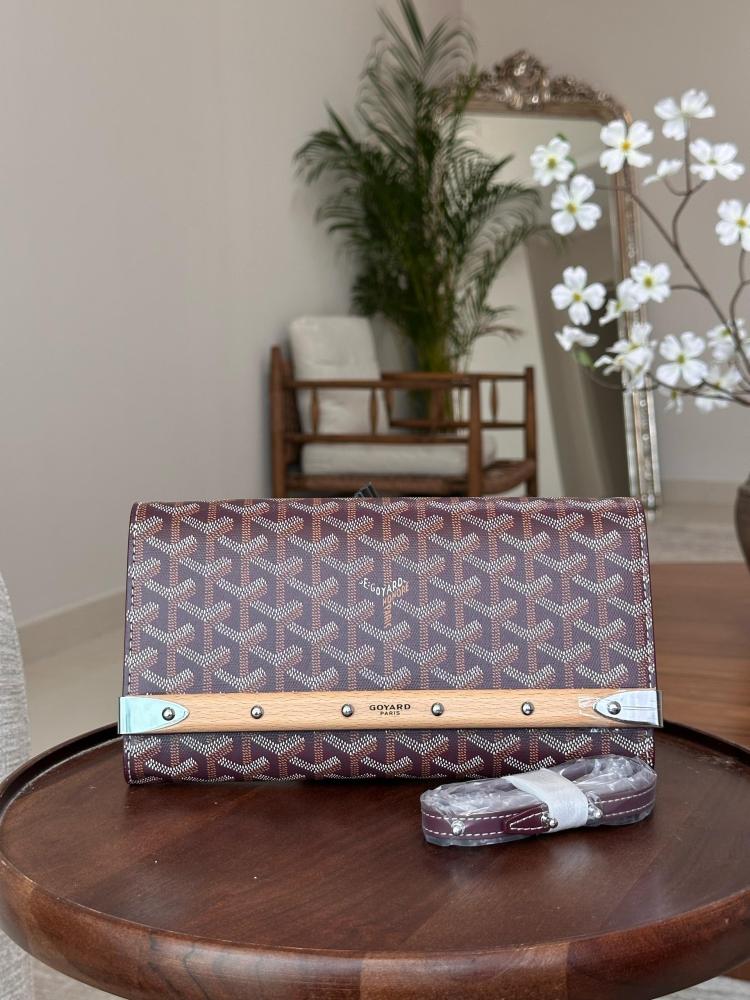 Goyard Monte Carlo 25cm Clutch with Burgundy Shoulder Strap