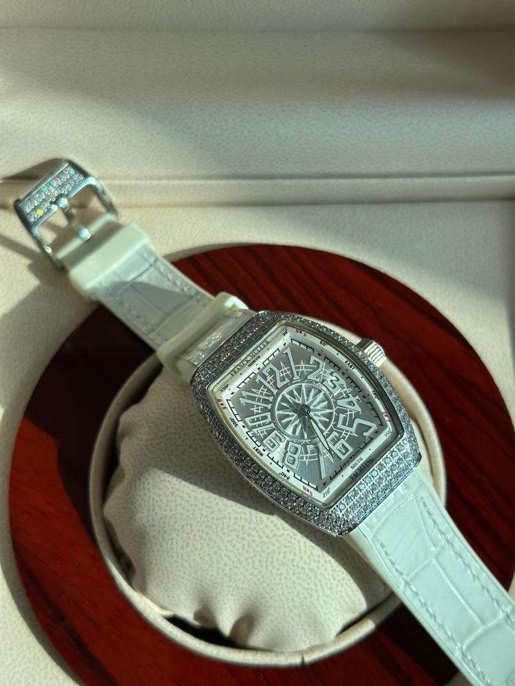 Franck Muller V32 White Elegant Women's Watch E-SEVEN STORE - Main Image