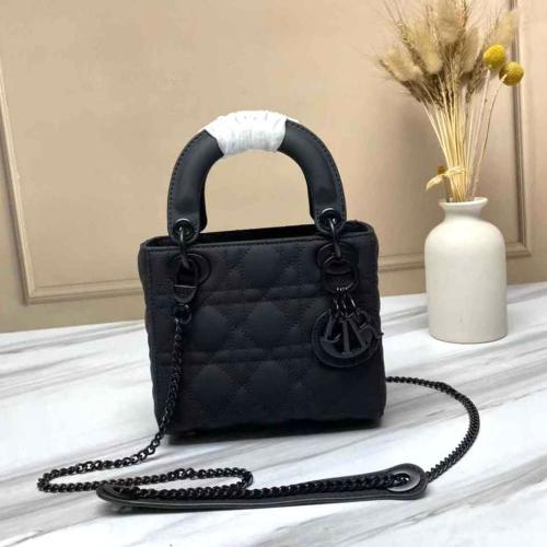 Yves Saint Laurent Classic Hobo Bag Zipper Style Red Patent