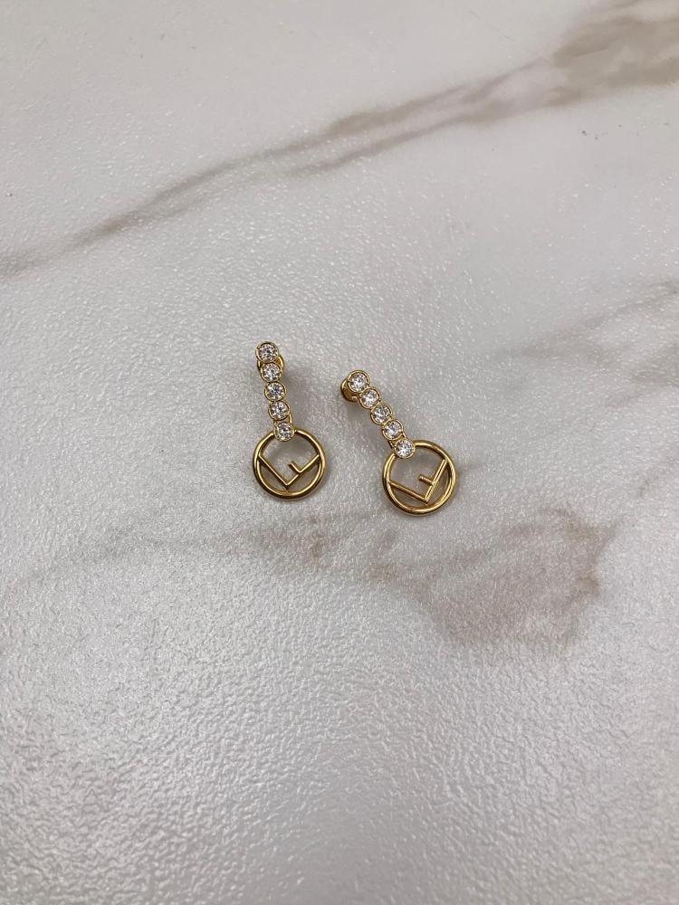 アクセサリー Fendi Earring Fendi Women's Studded Earrings with a Delicate Chain - E