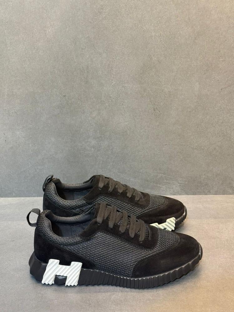 【かっこいい☆かわいい】HERMES メッシュ スニーカー 大人気★ Hermes Bouncing Men's Mesh Lace-Up Shoes in Black with White