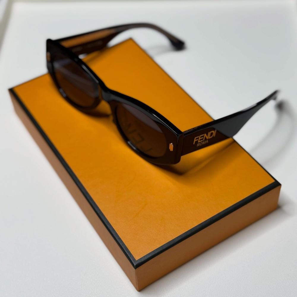 Fendi Roma Women's Square Sunglasses Black - E-SEVEN STORE