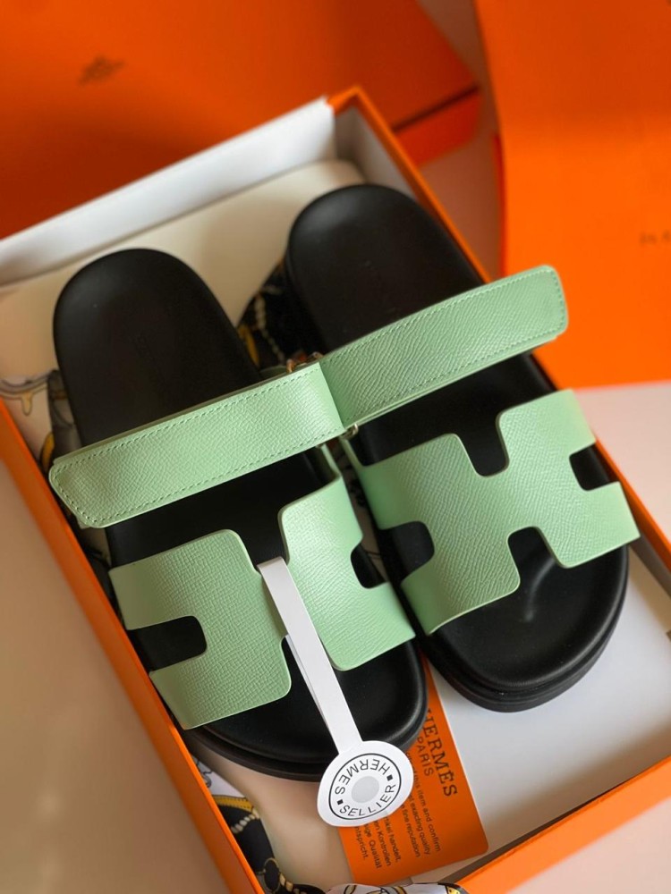 Hermes Shaper Light Green Super Master Quality Comfortable Flat