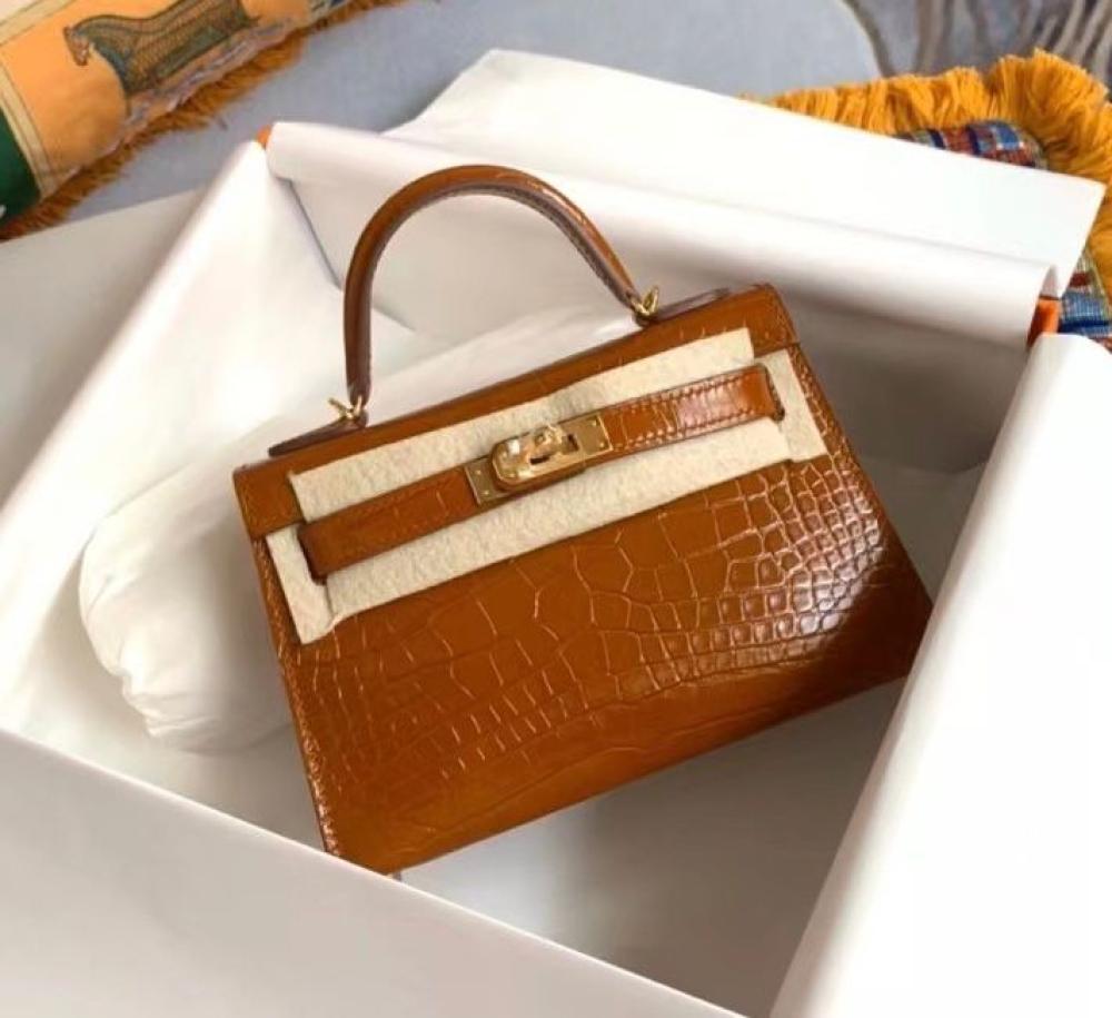 Hermes Kelly Croco Bag in Caramel