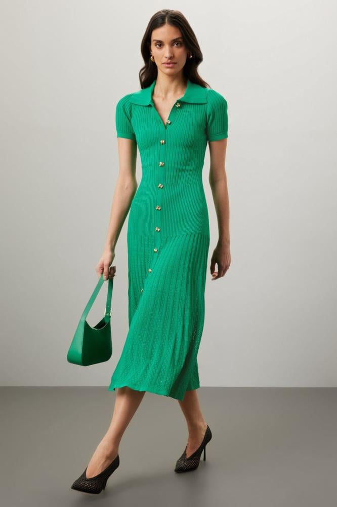 فستان ماكسي أخضر طويل بأكمام قصيرة