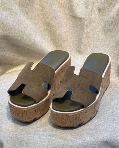 Hermes Eze30 Block Heel Sandal, Olive Green - E-SEVEN STORE