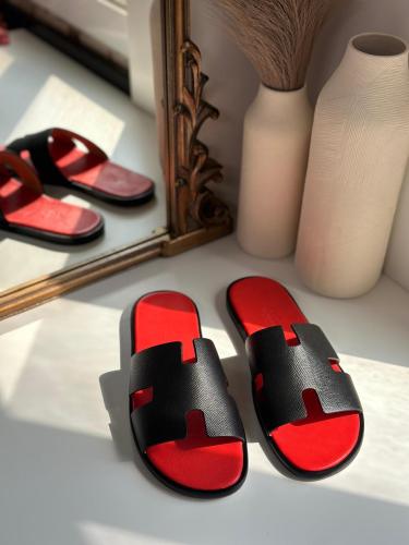 Hermes Oran Men's Slippers, Black and Red, Stylish - E-SEVEN STORE