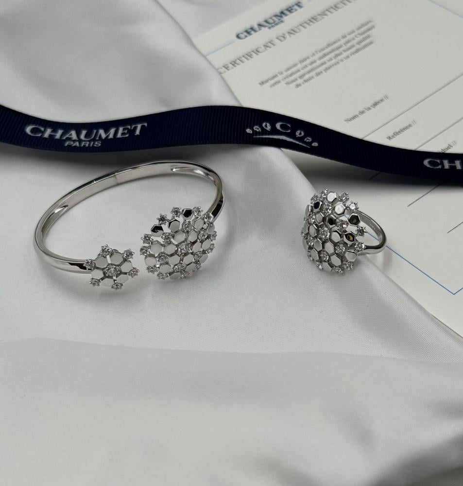 سيت شوميه اسوارة وخاتم BEE DE CHAUMET بلون فضي