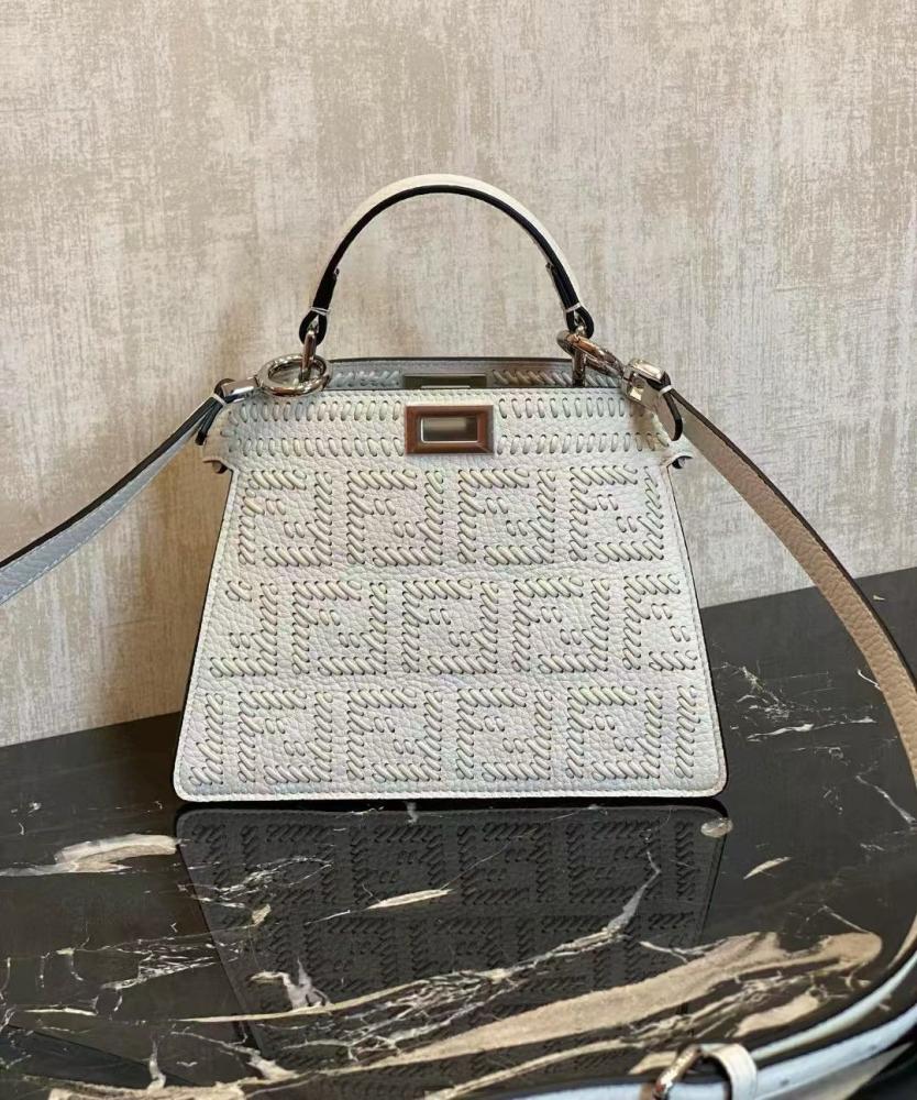 Fendi Peekaboo I see u medium bag in FF leather, size 21 cm