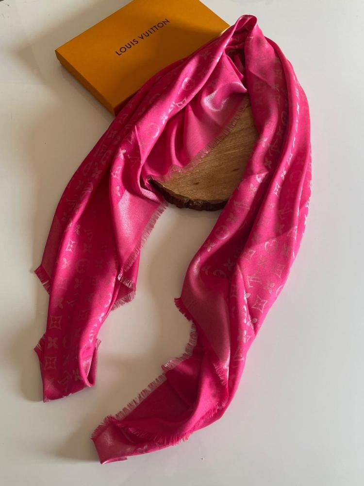 Louis Vuitton Monogram Fuchsia Women's Soft Shawl