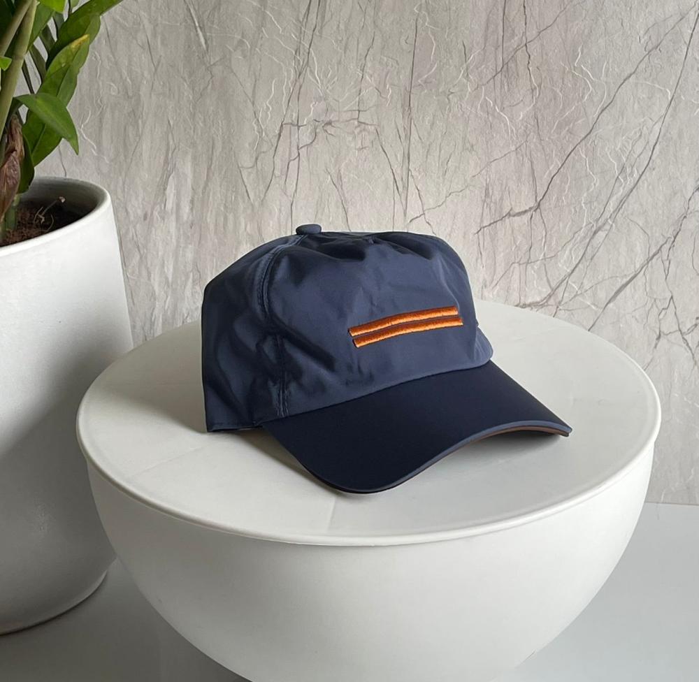 オーダー Zenia Unisex Summer Hat in Navy with Embroidered Logo - E