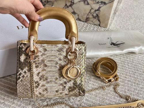 バッグ Classic white Bulgari chain shoulder bag - E-SEVEN STORE