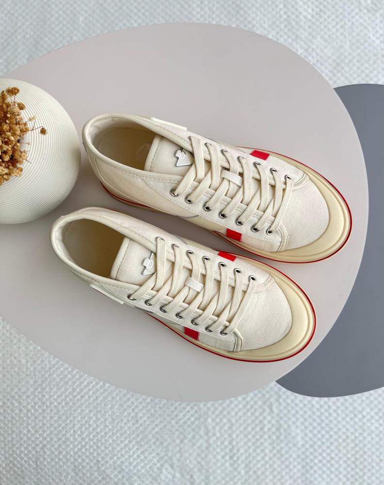 【関税＆送料込み】Bottega Veneta Eliot Sneakers BOTTEGA VENETA Eliot appliquéd leather-trimmed canvas