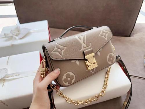 Louis Vuitton Metisse 21cm Monogram Lock Shoulder Bag in Grey - E