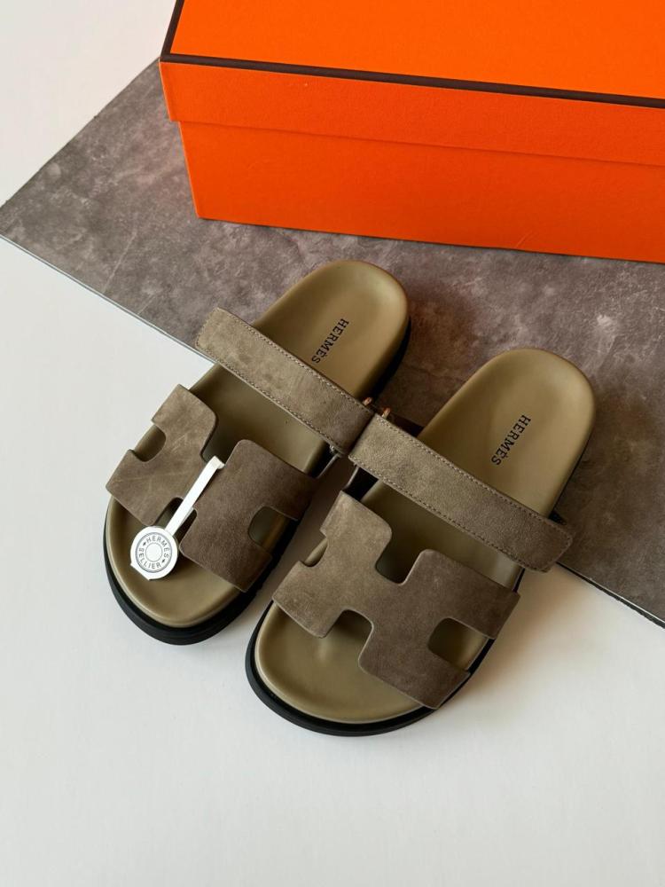 سليبر ايرمز شايبر للنساء لون عفني مميز