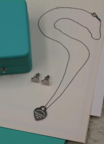 Tiffany & Co. Heart Signature Silver Earrings and Necklace