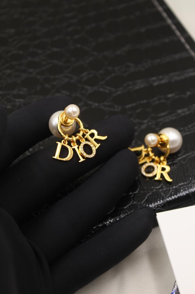 ピアス Dior Dior Tribales Dior Tribales Earrings Gold-Finish Metal and White Resin