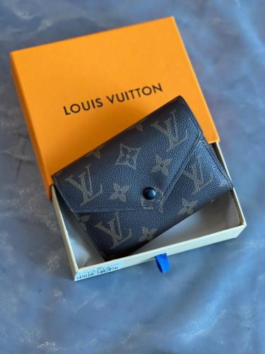 Louis Vuitton Monogram Black Logo Mini Wallet for Women | ESEVEN STORE