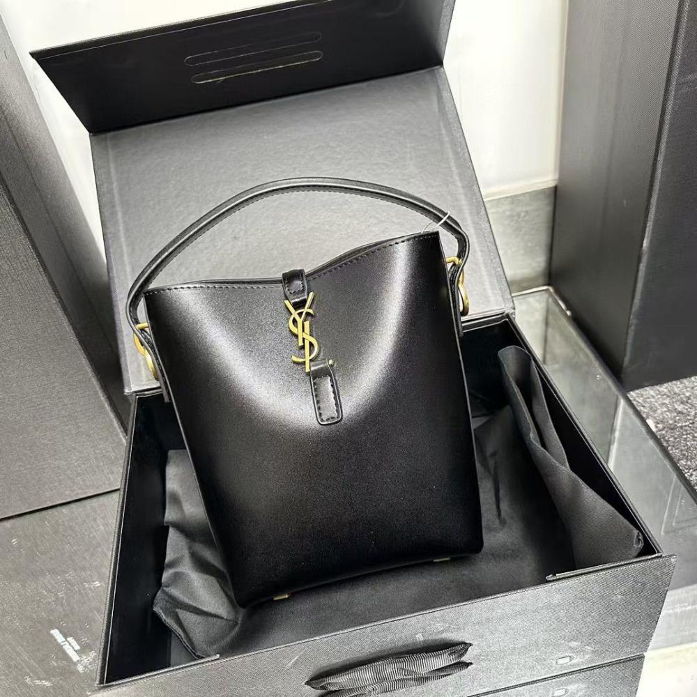 Saint Laurent Le37 Women's Black Shoulder Bag - E-SEVEN STORE