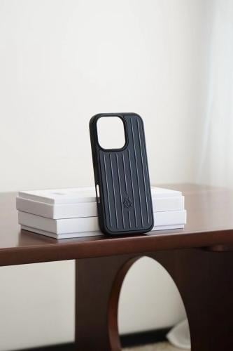 iPhone 16 Proケース アルミニウム | ブラック | RIMOWA