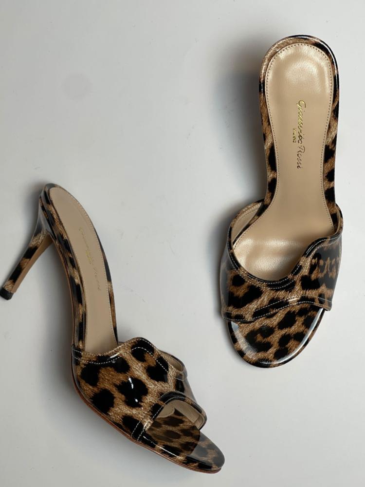 Gianvito Rossi【関税送料込】テレササテンサンダル GIAN-WZ693_V1.jpg