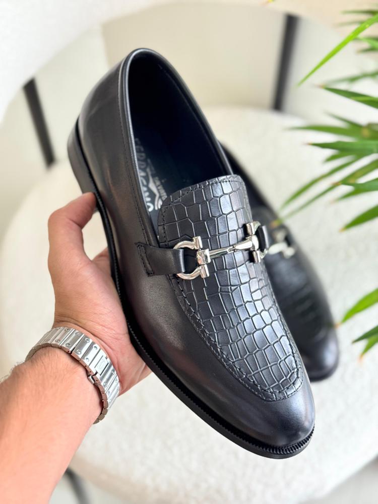 ステラ Ferragamo Men's Formal Croco Slip-On Shoes in Black - E